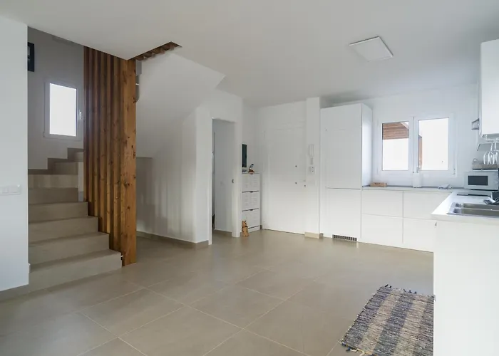 Buena Onda Modern Design, Heated Pool * Κοραλέχο