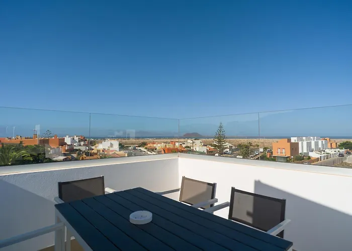 Buena Onda Modern Design, Heated Pool Κοραλέχο