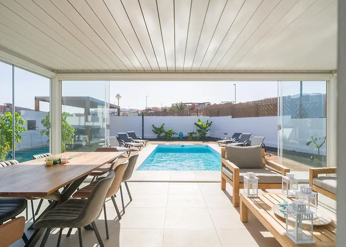 Buena Onda Modern Design, Heated Pool Βίλα Κοραλέχο